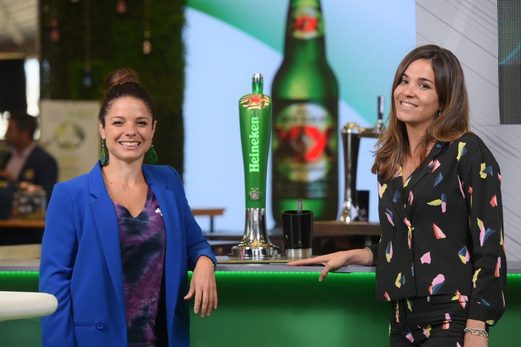 Mujeres posando para Heineken